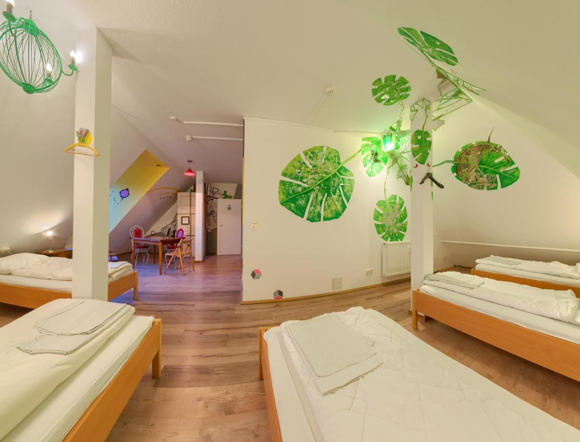Labyrinth Hostel Weimar Exterior foto